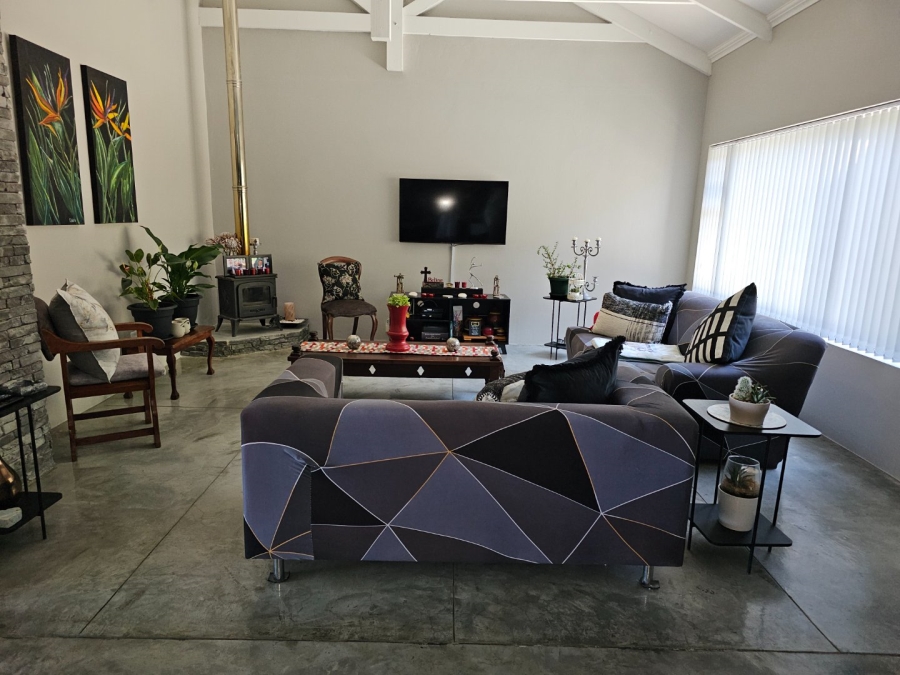 3 Bedroom Property for Sale in Dwarswegstrand Western Cape